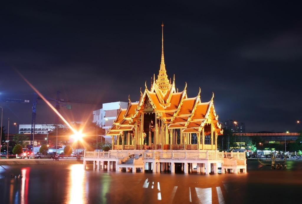 A-One Motel Bangkok Exterior photo